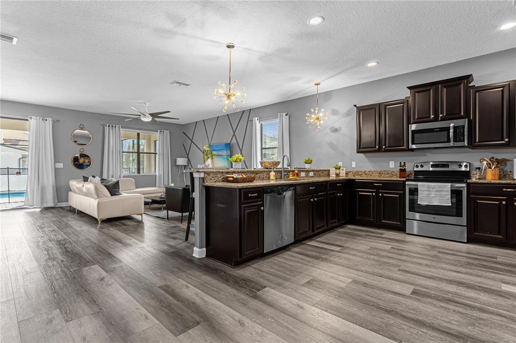 1417 Wexford Way Davenport, FL 33896 - Photo 32 of 67