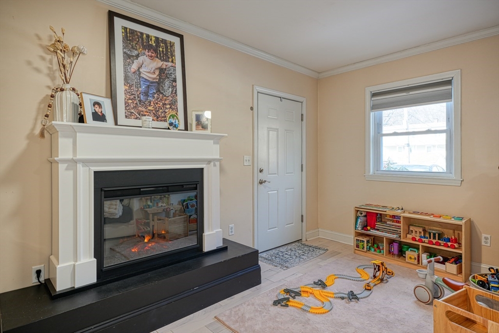 10 Riverbank Road, Unit 1 Maynard, MA 01754 - Photo 4 of 28 Gallery Image 4