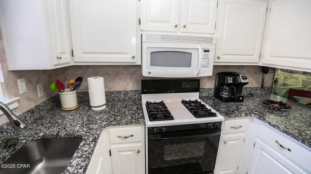 $418,500 | 226 Grande Island Boulevard, Panama City Beach, FL 32407