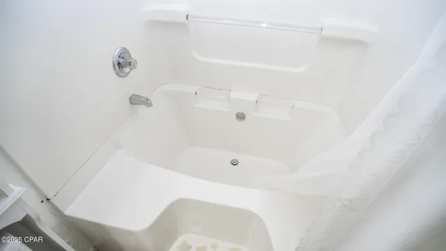 $418,500 | 226 Grande Island Boulevard, Panama City Beach, FL 32407