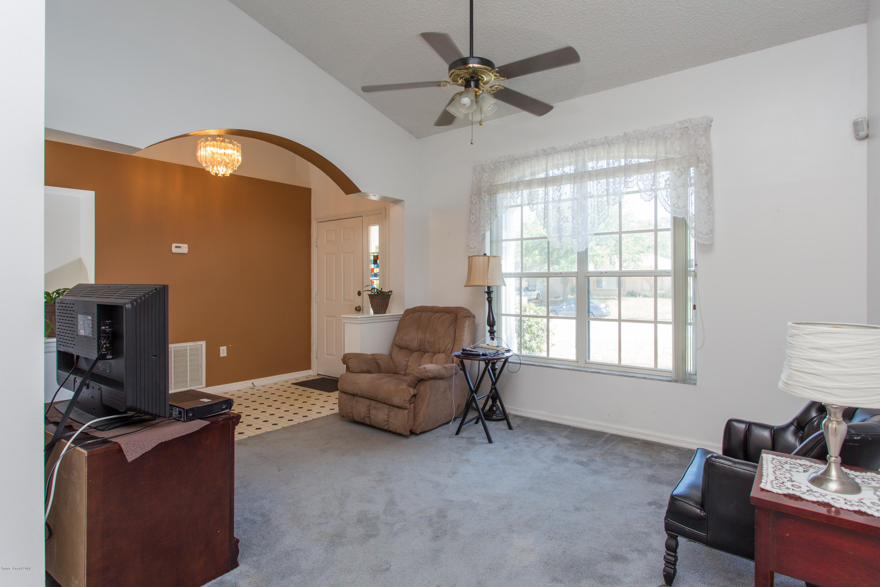 381 Godfrey Road Southeast Palm Bay, FL 32909 - Photo 5 of 20 05-381 Godfrey Rd SE