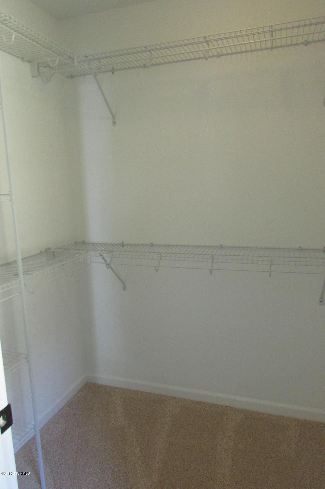 302 Station House Road New Bern, NC 28562 - Photo 13 of 15 Master Walk-in Closet