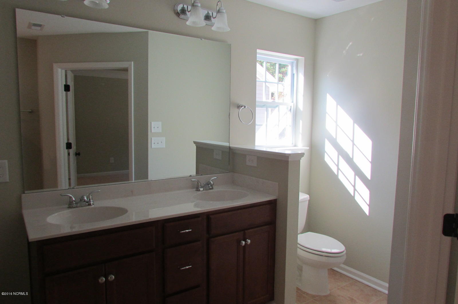 302 Station House Road New Bern, NC 28562 - Photo 10 of 15 Master Bath 2