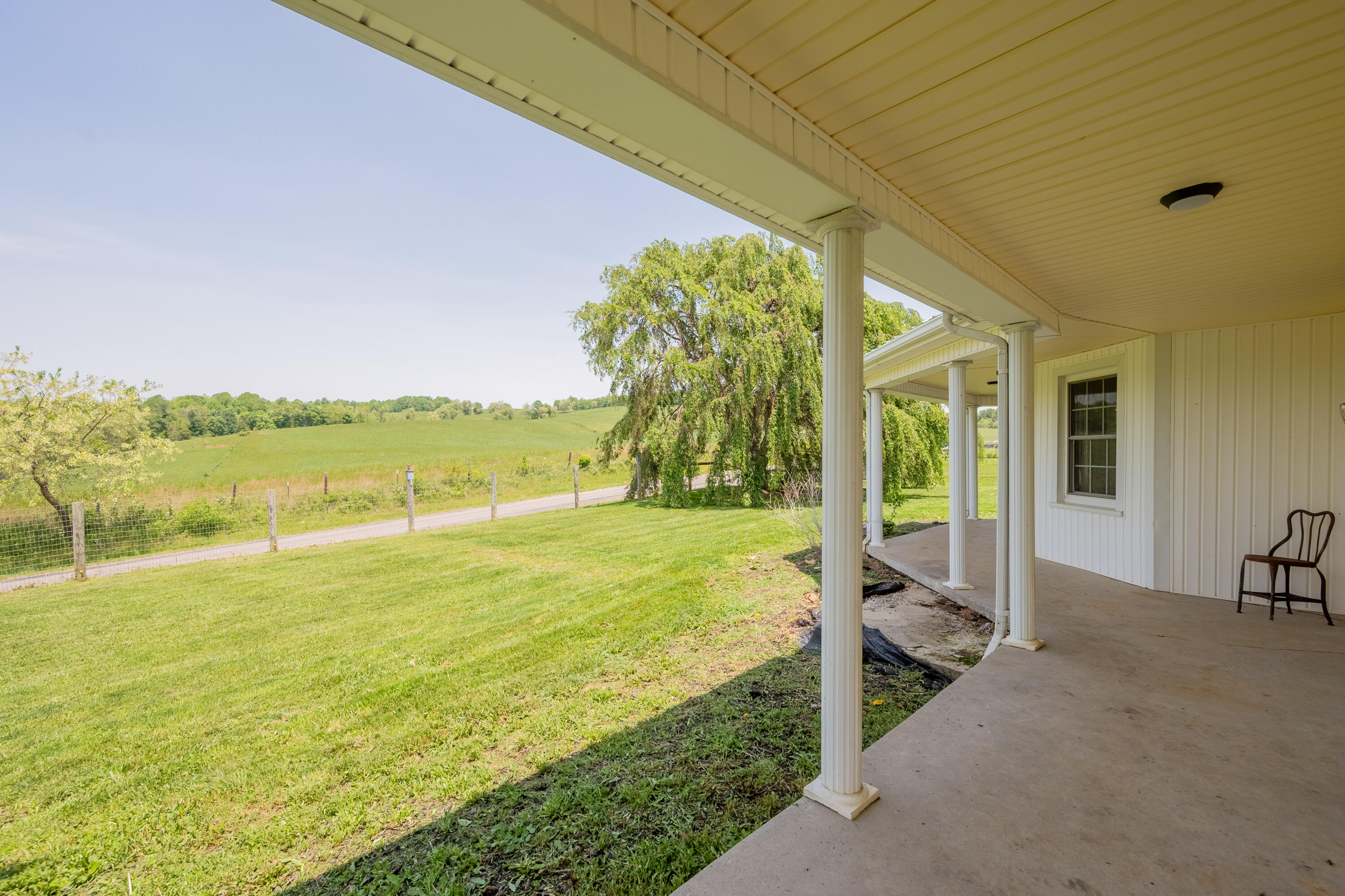 1463 Moore Road Northeast Floyd, VA 24091 - Photo 3 of 90 floyd-9