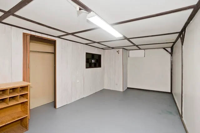 $299,900 | 68 Hamilton Street, Springfield, MA 01119