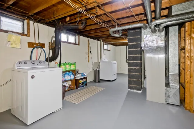 $299,900 | 68 Hamilton Street, Springfield, MA 01119