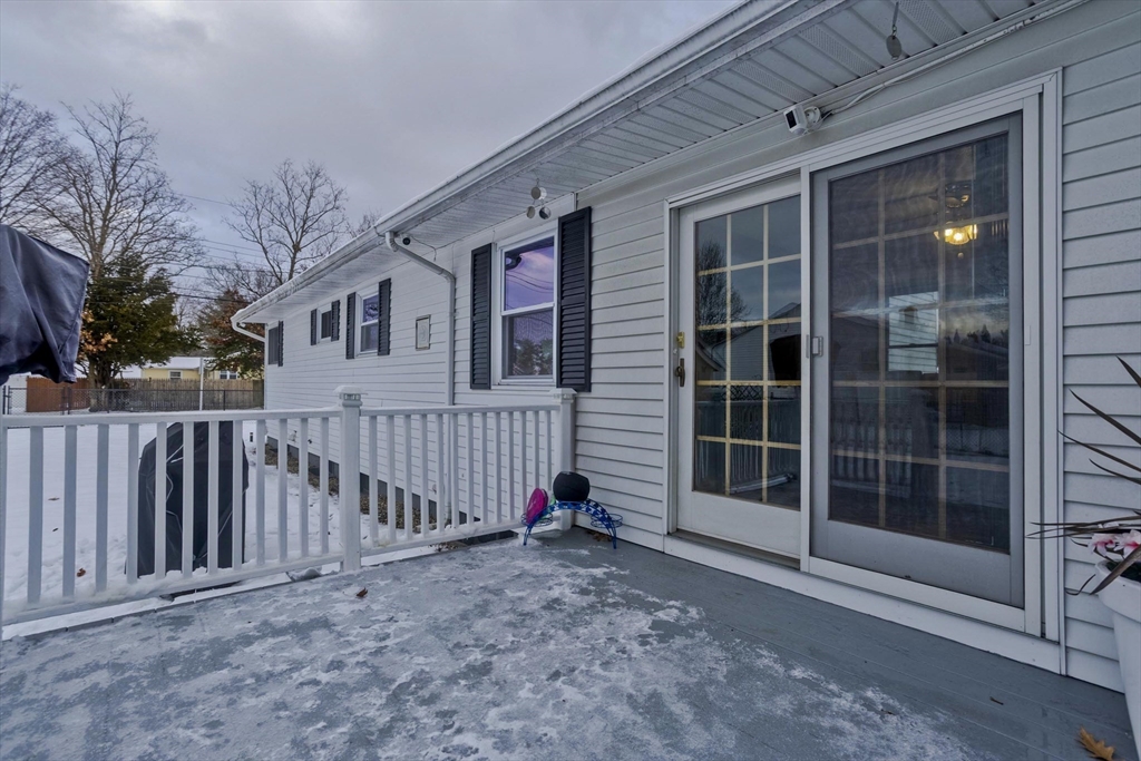 68 Hamilton Street Springfield, MA 01119 - Photo 22 of 35