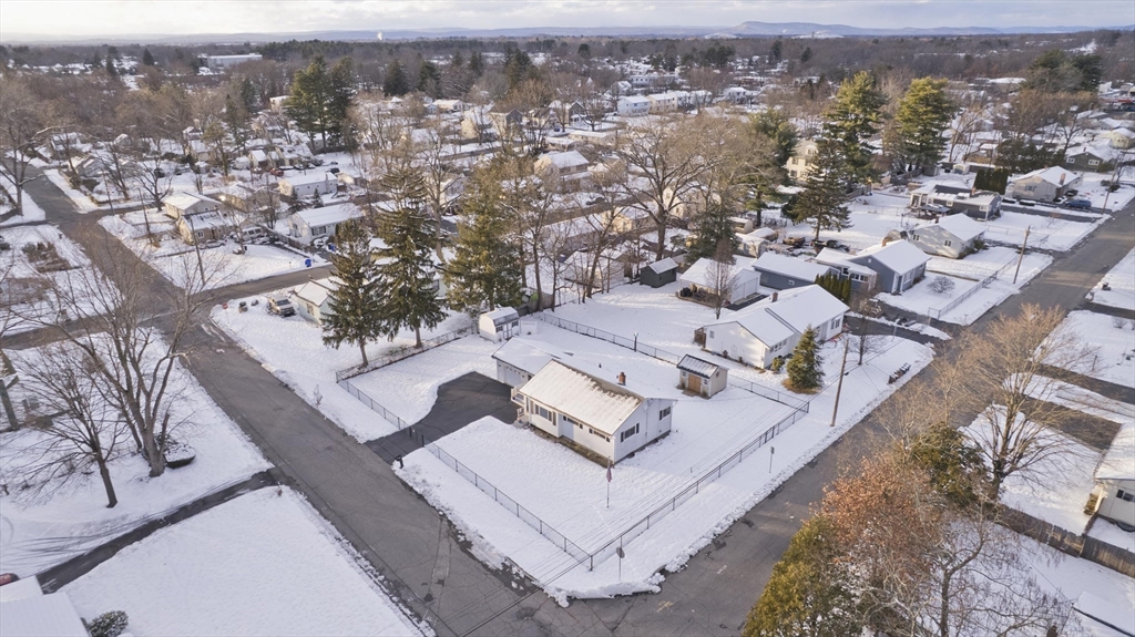 68 Hamilton Street Springfield, MA 01119 - Photo 31 of 35