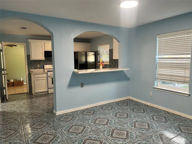 $2,200 | 8340 Folkstone Lane, Houston, TX 77075