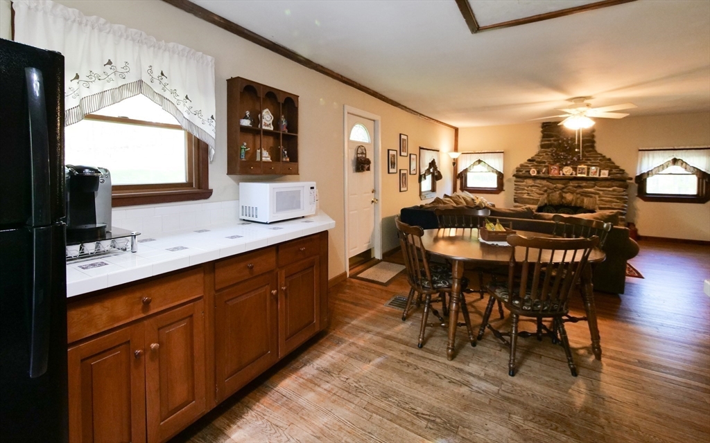 185 Wendell Road Montague, MA 01349 - Photo 5 of 32 Gallery Image 5