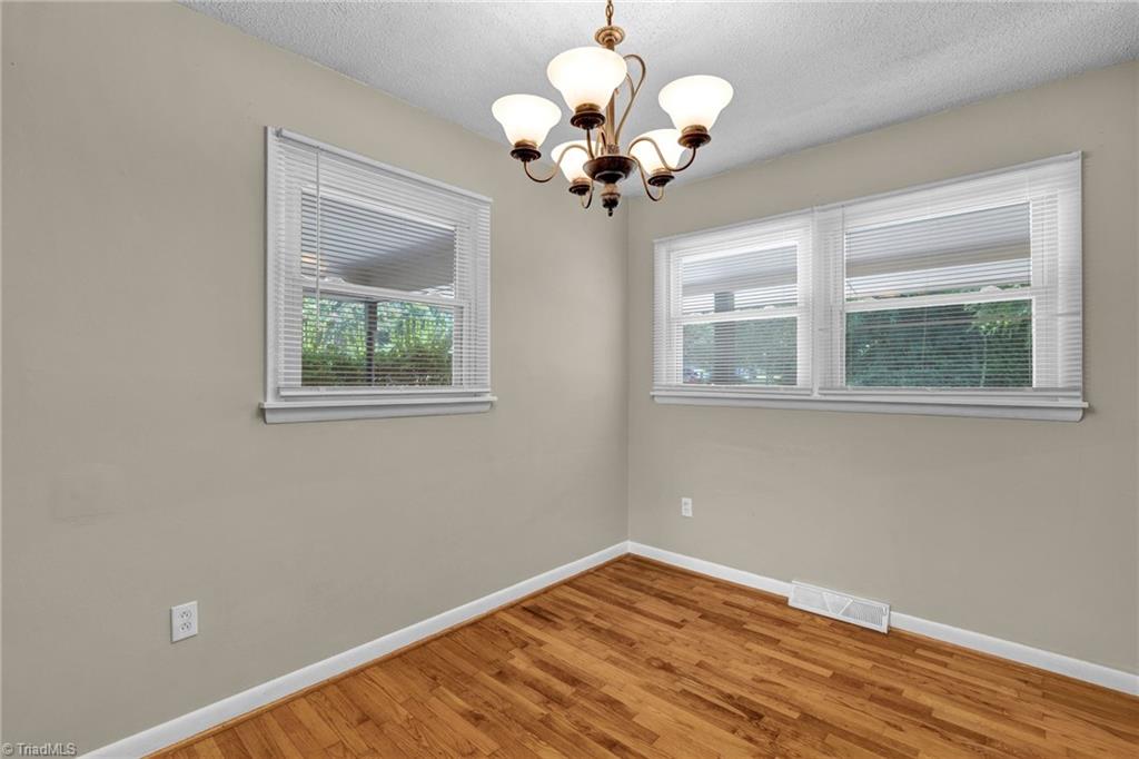 907 Brentwood Road Eden, NC 27288 - Photo 11 of 31 Gallery Image 11