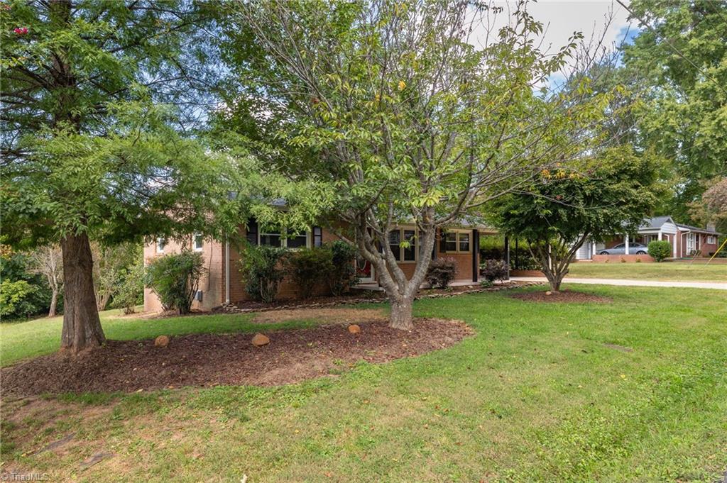907 Brentwood Road Eden, NC 27288 - Photo 27 of 31 Gallery Image 27