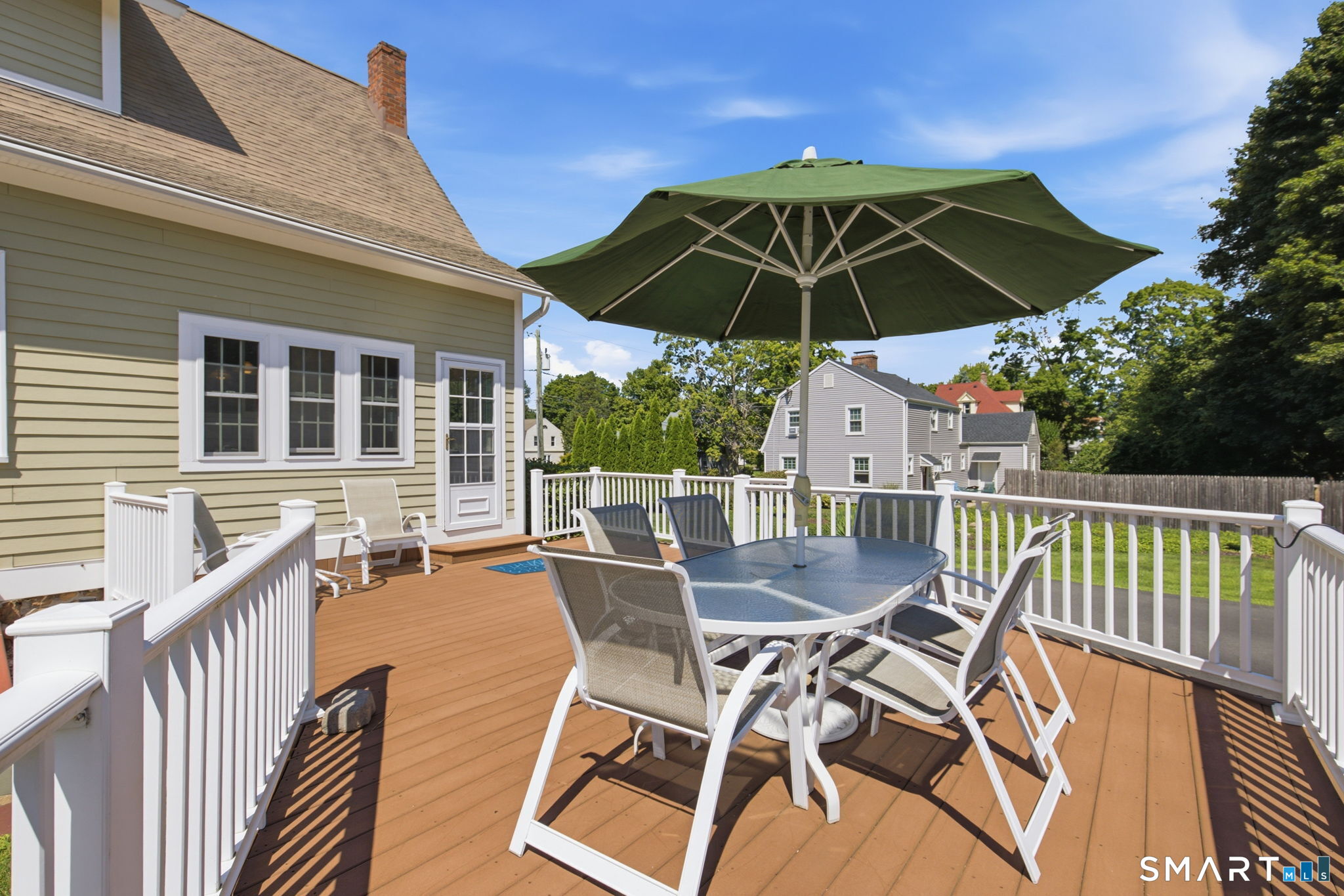 24 Ridgeway Street Newington, CT 06111 - Photo 32 of 40 Gallery Image 32