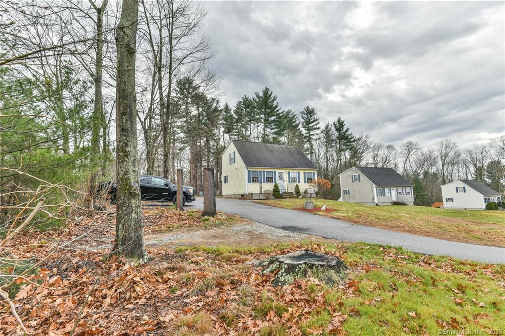 16 Thompson Pike Killingly, CT 06241 - Photo 1 of 1