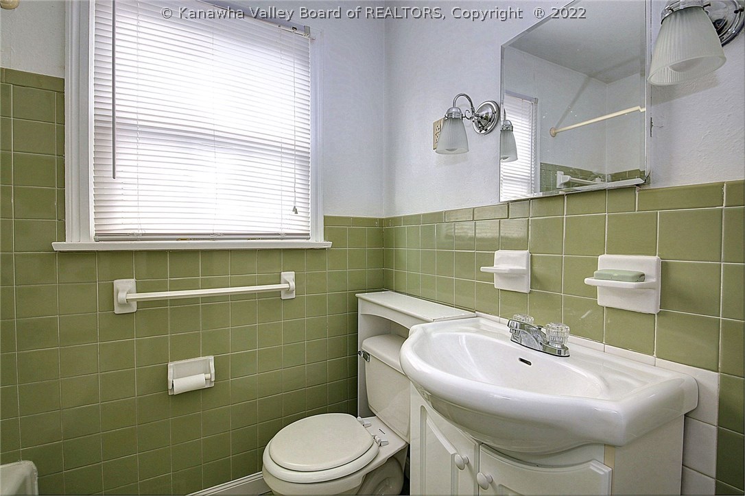 156 Dutch Road Charleston, WV 25302 - Photo 21 of 30 Gallery Image 21