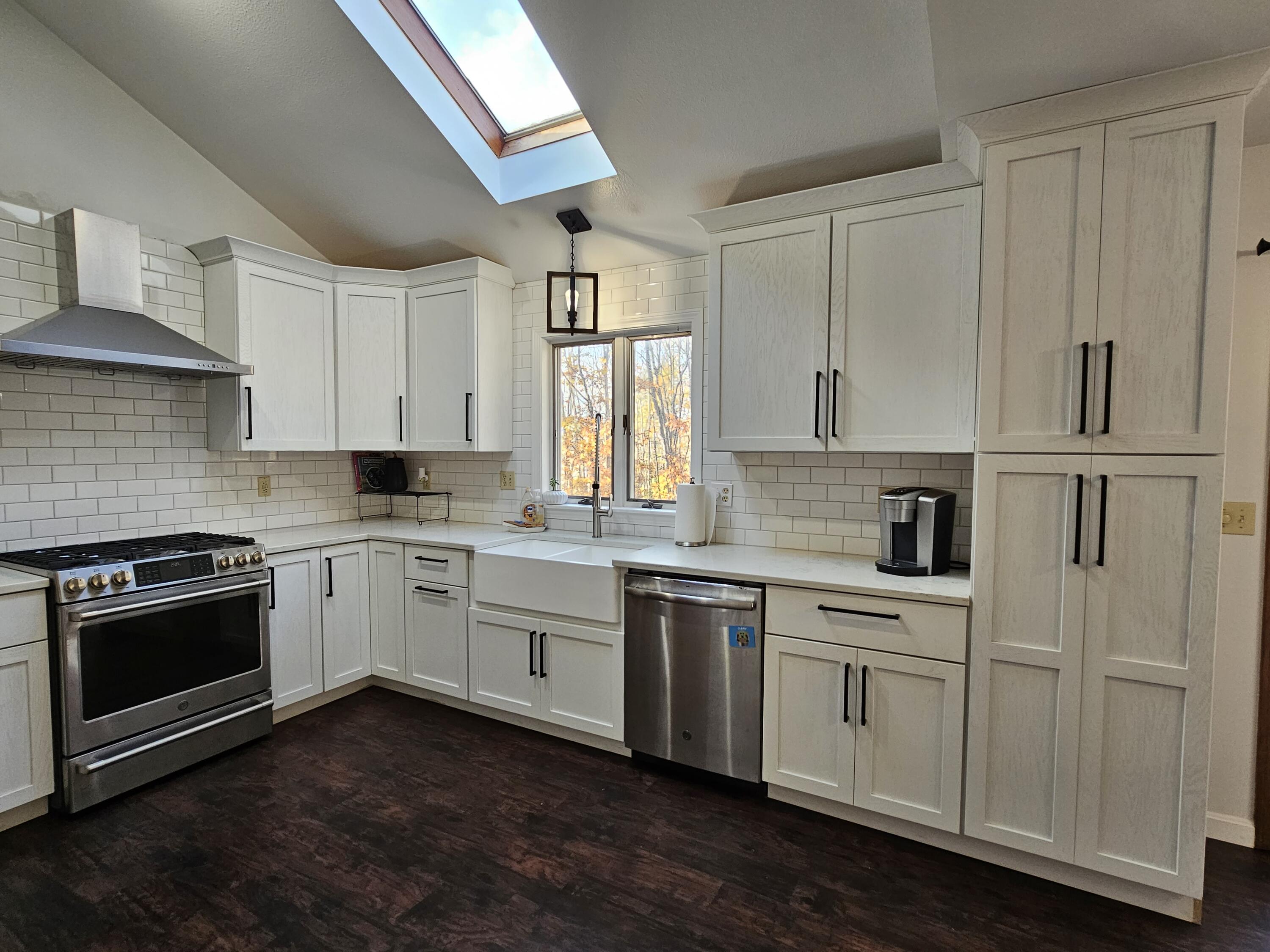 34 Westwood Road Bangor, ME 04401 - Photo 13 of 52 20231027_143915