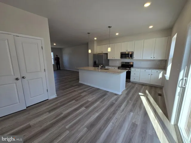 $2,000 | 1324 Red Clover Lane, Ranson, WV 25438