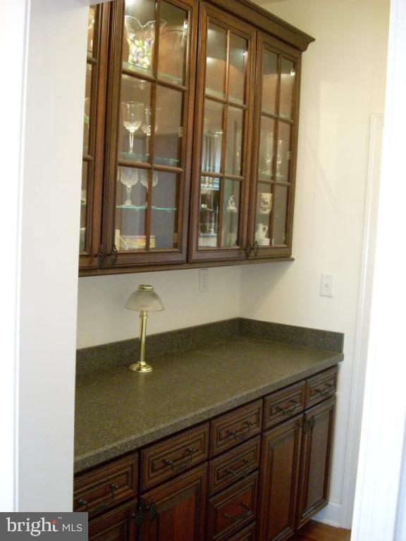 300 Bloomfield Drive Lititz, PA 17543 - Photo 3 of 10 Gallery Image 3