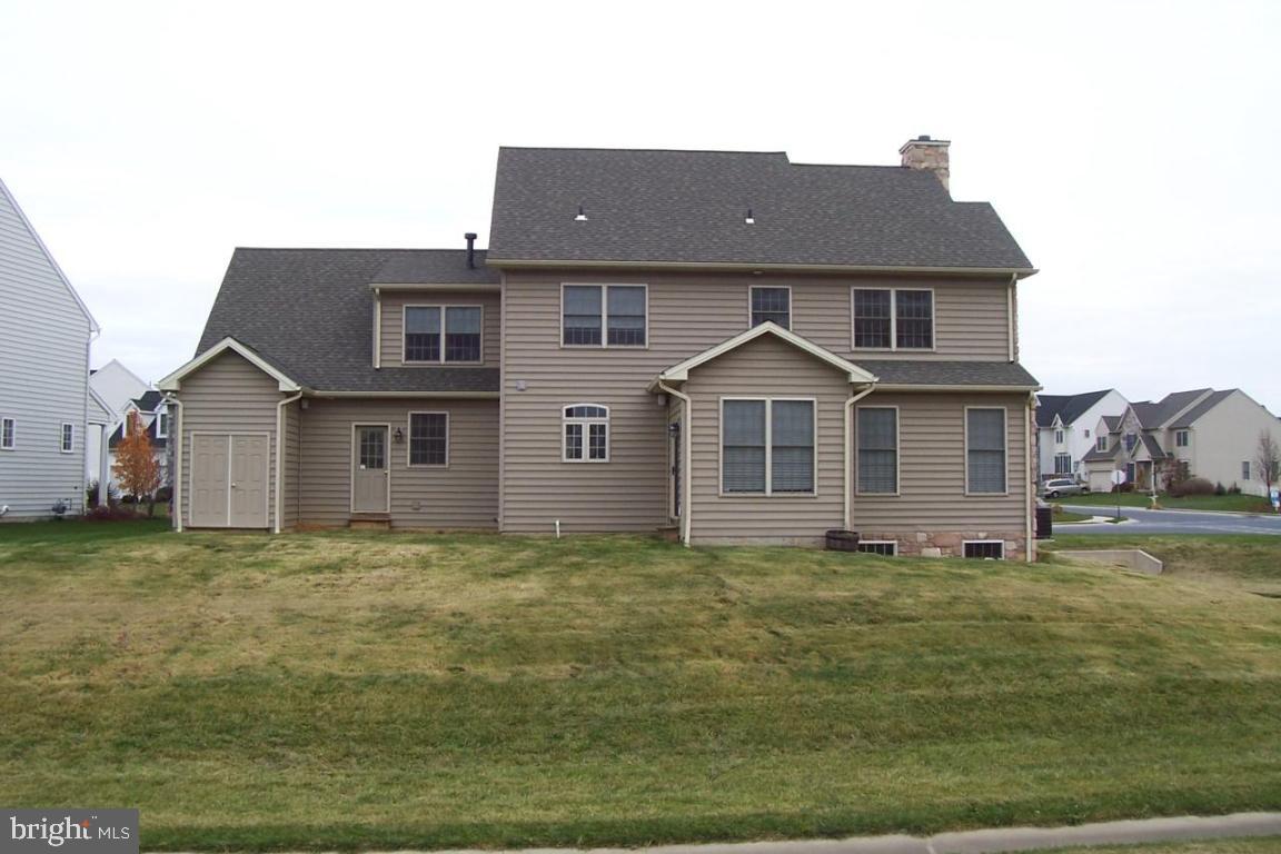 300 Bloomfield Drive Lititz, PA 17543 - Photo 10 of 10 Gallery Image 10