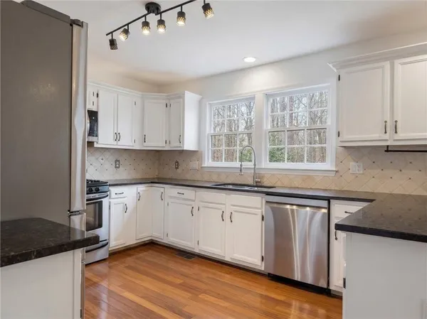 $3,300 | 3530 Waters Cove Way, Alpharetta, GA 30022