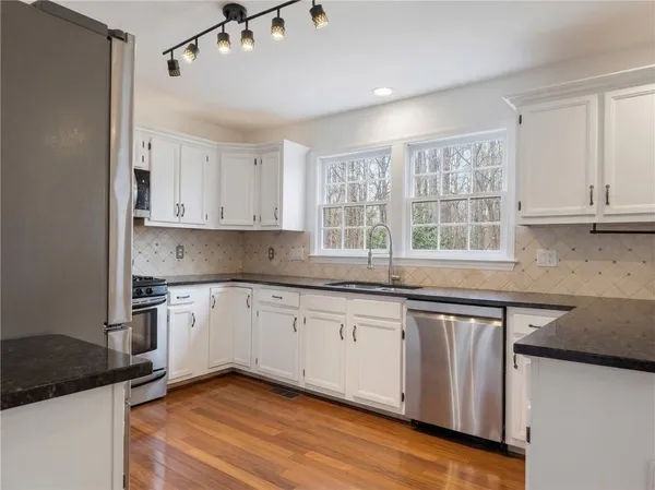 $3,300 | 3530 Waters Cove Way, Alpharetta, GA 30022