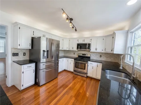 $3,300 | 3530 Waters Cove Way, Alpharetta, GA 30022