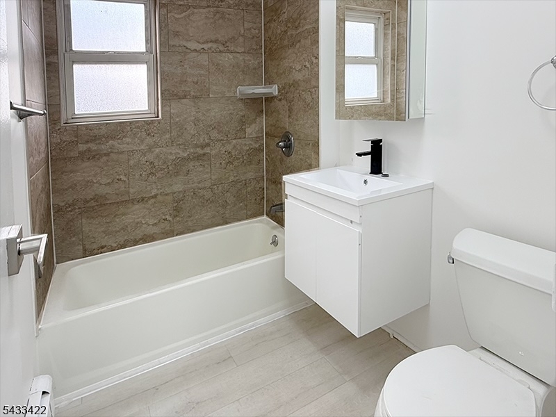 19 Van Rensselear Street, Unit 4 Belleville, NJ 07109 - Photo 3 of 10