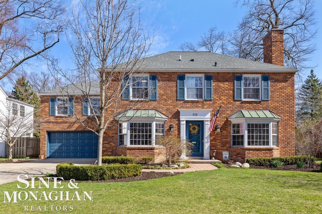 312 Cloverly Road Grosse Pointe, MI 48236 - Photo 1 of 89 50170282-90f045ab-8e0c-4d30-9f4e-964107a2cc40.JPG