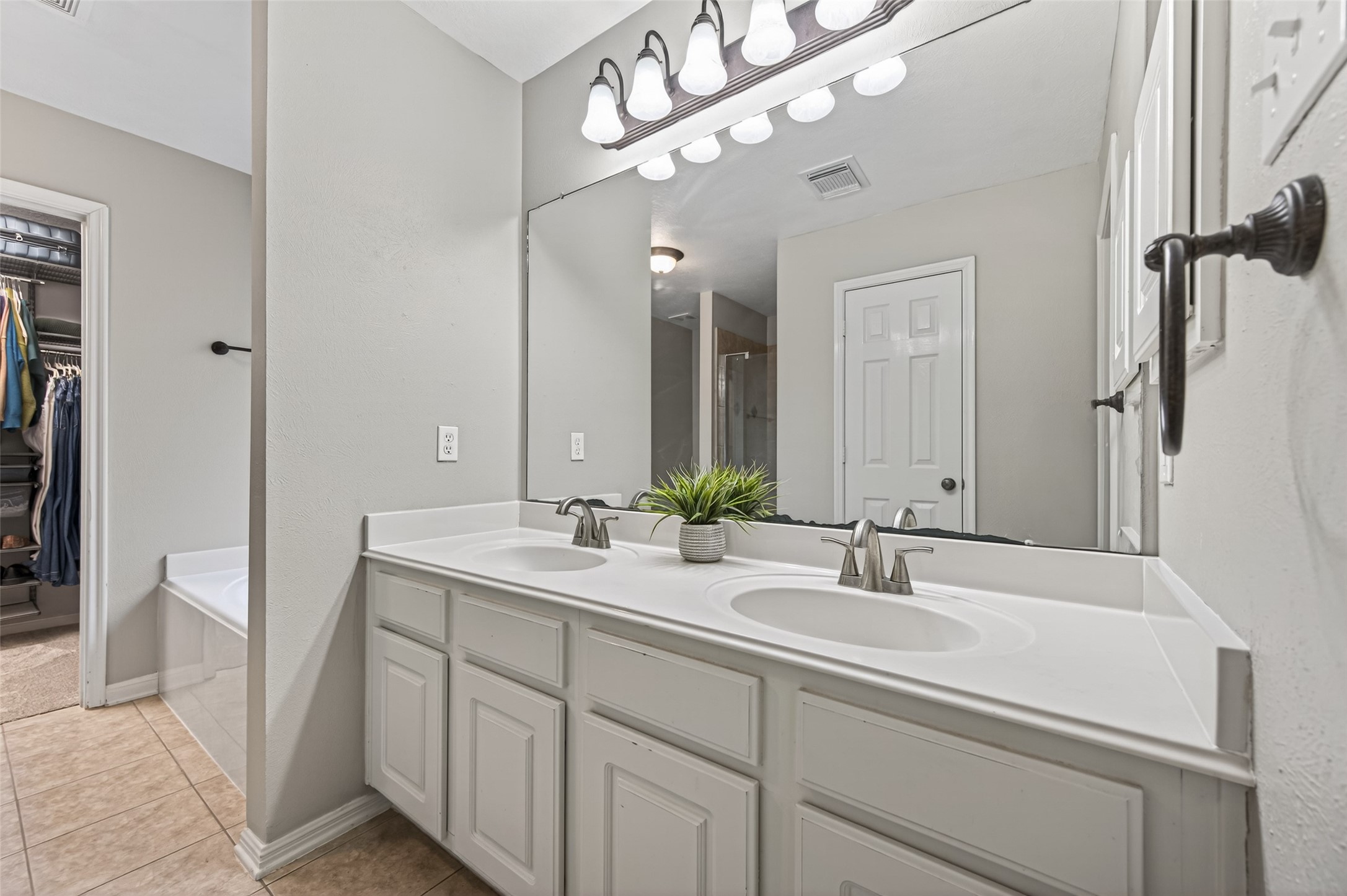 11022 Fallcrest Drive Houston, TX 77065 - Photo 30 of 50