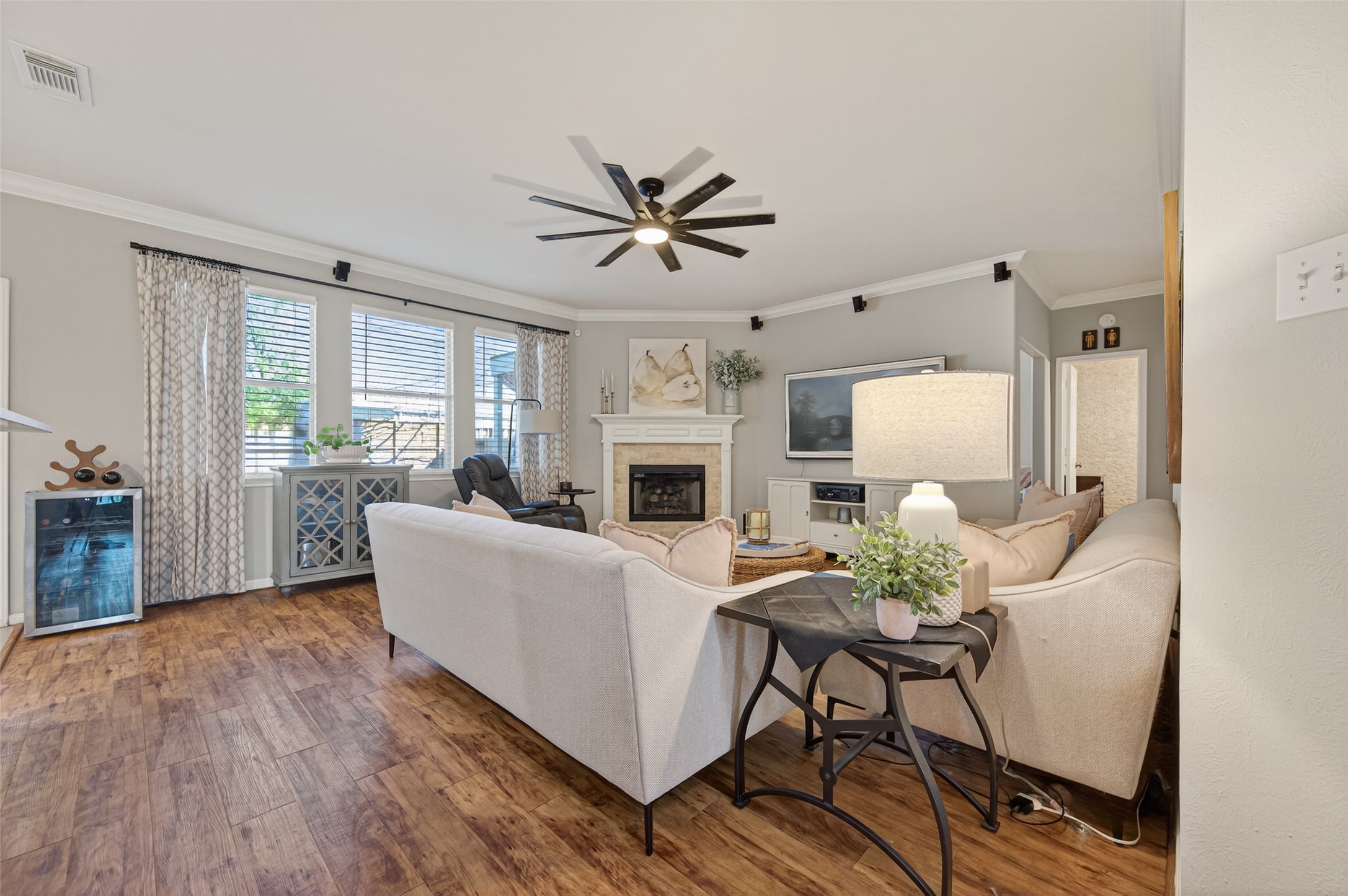 11022 Fallcrest Drive Houston, TX 77065 - Photo 10 of 50