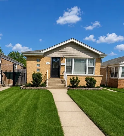 $379,000 | 7805 South Homan Avenue, Chicago, IL 60652