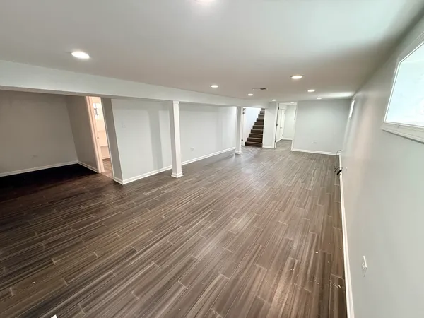 $379,000 | 7805 South Homan Avenue, Chicago, IL 60652