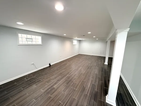 $379,000 | 7805 South Homan Avenue, Chicago, IL 60652