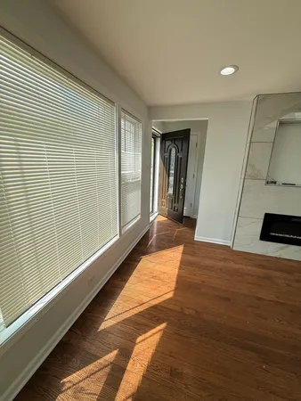 $379,000 | 7805 South Homan Avenue, Chicago, IL 60652