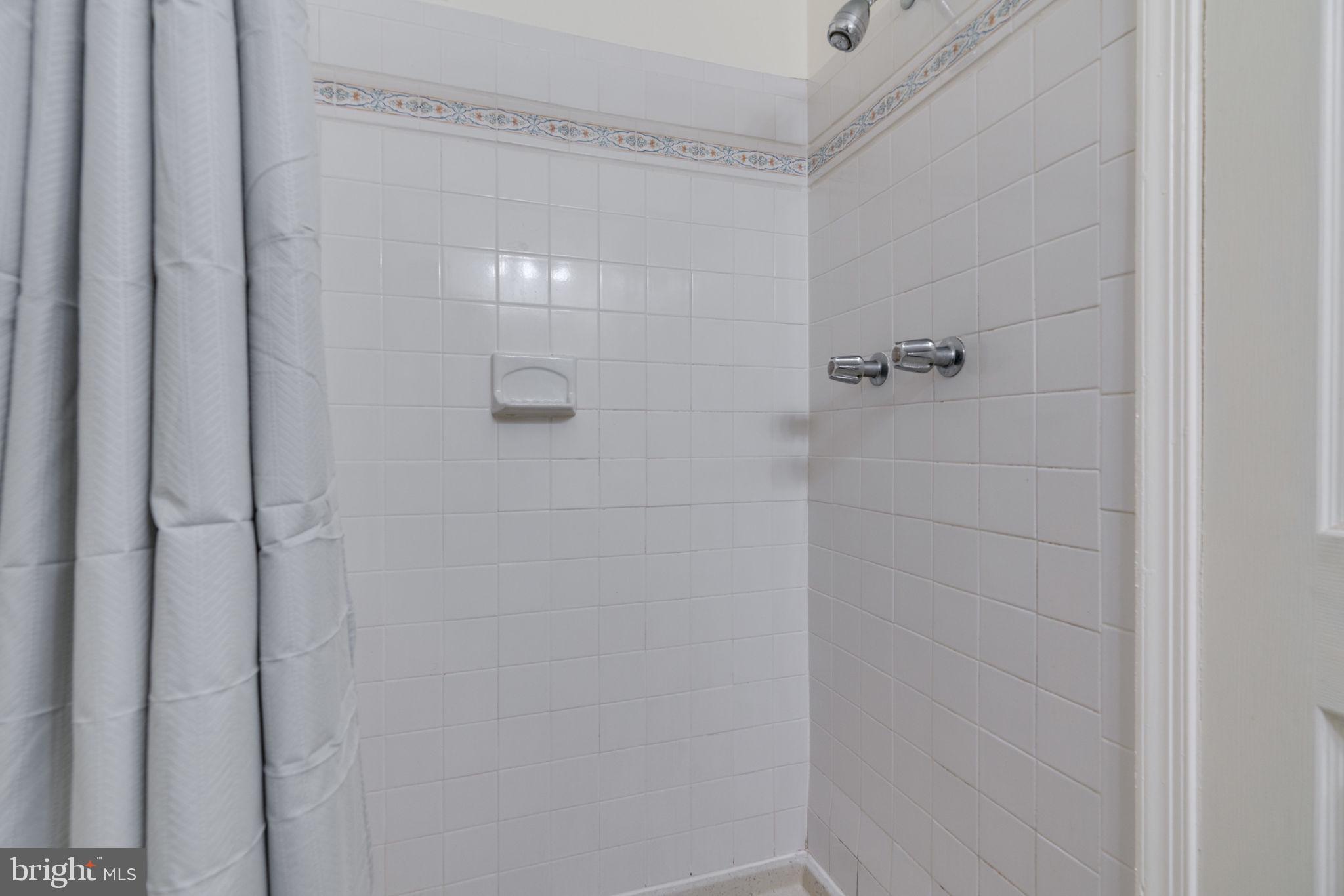 7263 Evanston Road Springfield, VA 22150 - Photo 18 of 31