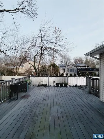 $5,200 | 248 Oakwood Drive, Paramus, NJ 07652