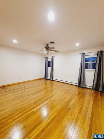 $5,200 | 248 Oakwood Drive, Paramus, NJ 07652