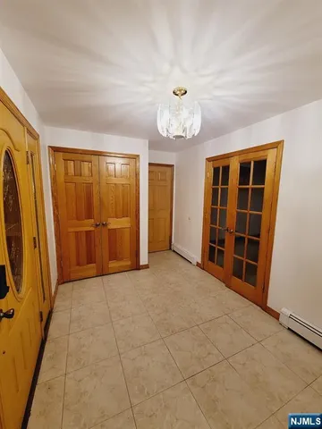 $5,200 | 248 Oakwood Drive, Paramus, NJ 07652