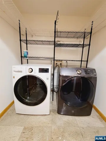 $5,200 | 248 Oakwood Drive, Paramus, NJ 07652