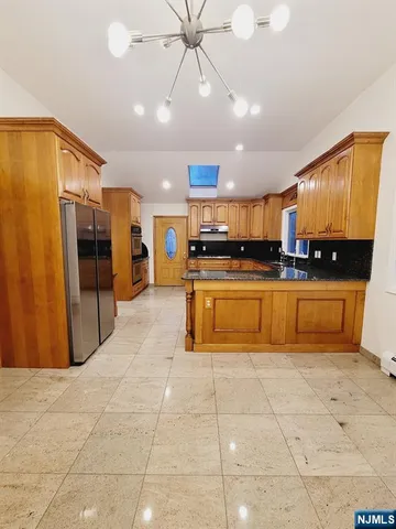 $5,200 | 248 Oakwood Drive, Paramus, NJ 07652