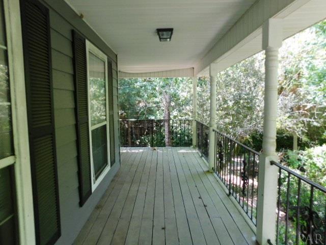 2923 Holley Point Road Navarre, FL 32566 - Photo 17 of 29 Gallery Image 17