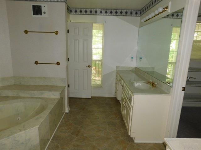 2923 Holley Point Road Navarre, FL 32566 - Photo 25 of 29 Gallery Image 25