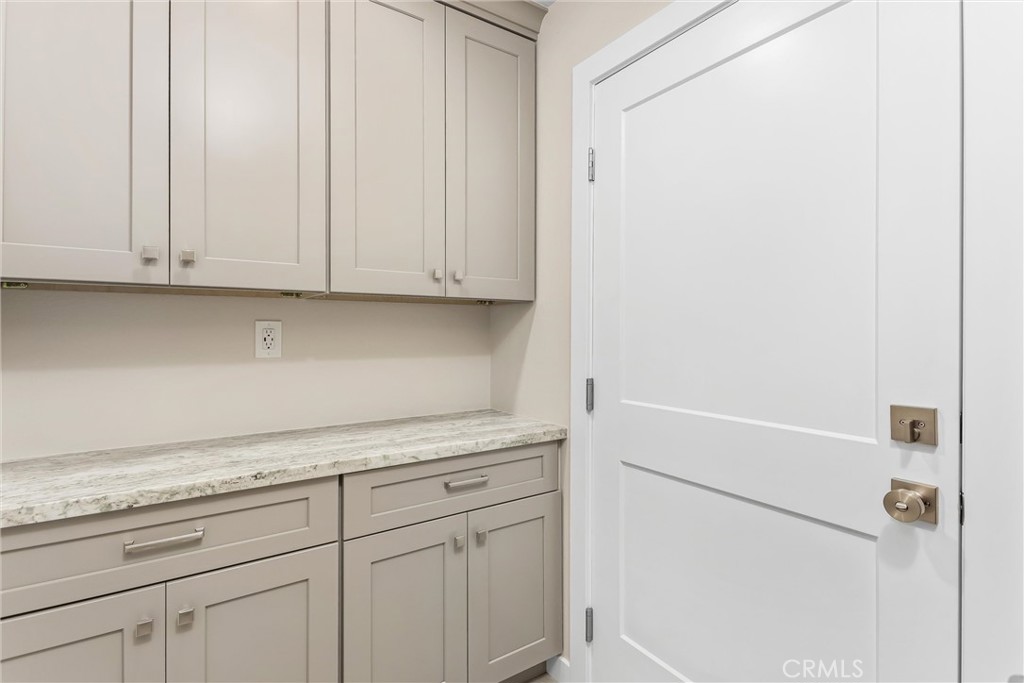 34834 County Line Road Yucaipa, CA 92399 - Photo 15 of 35