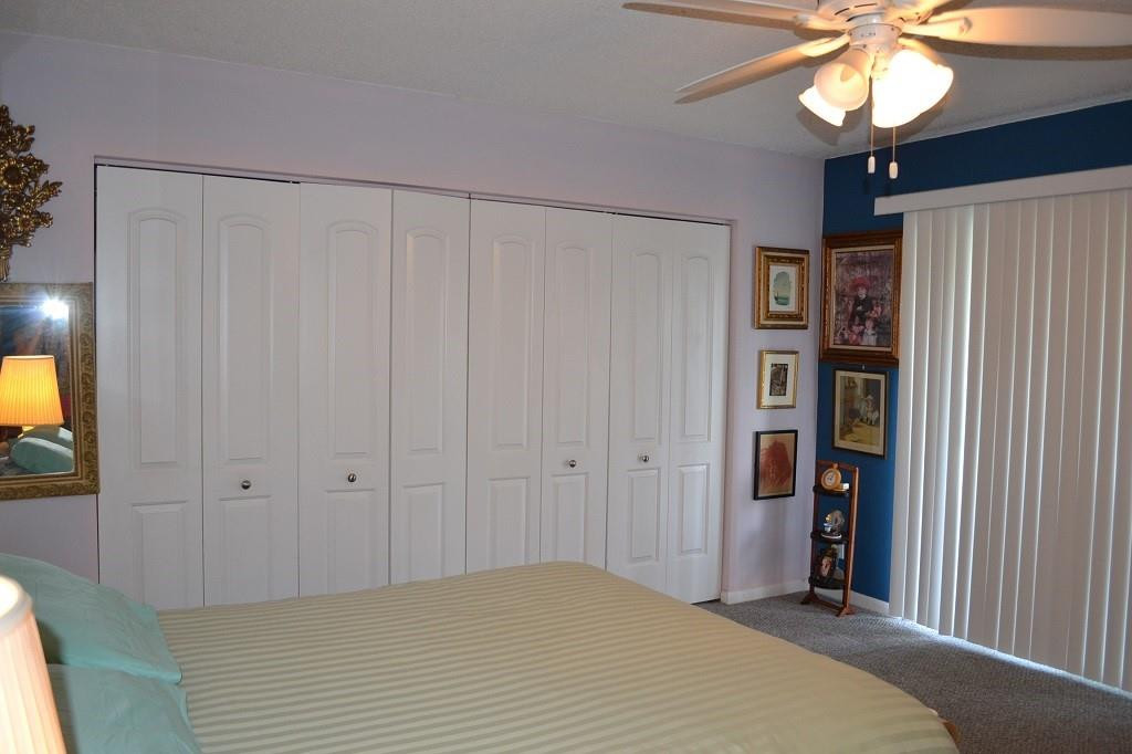 4013 Lincoln A, Unit 4013 Boca Raton, FL 33434 - Photo 8 of 28 Raised Panel Doors