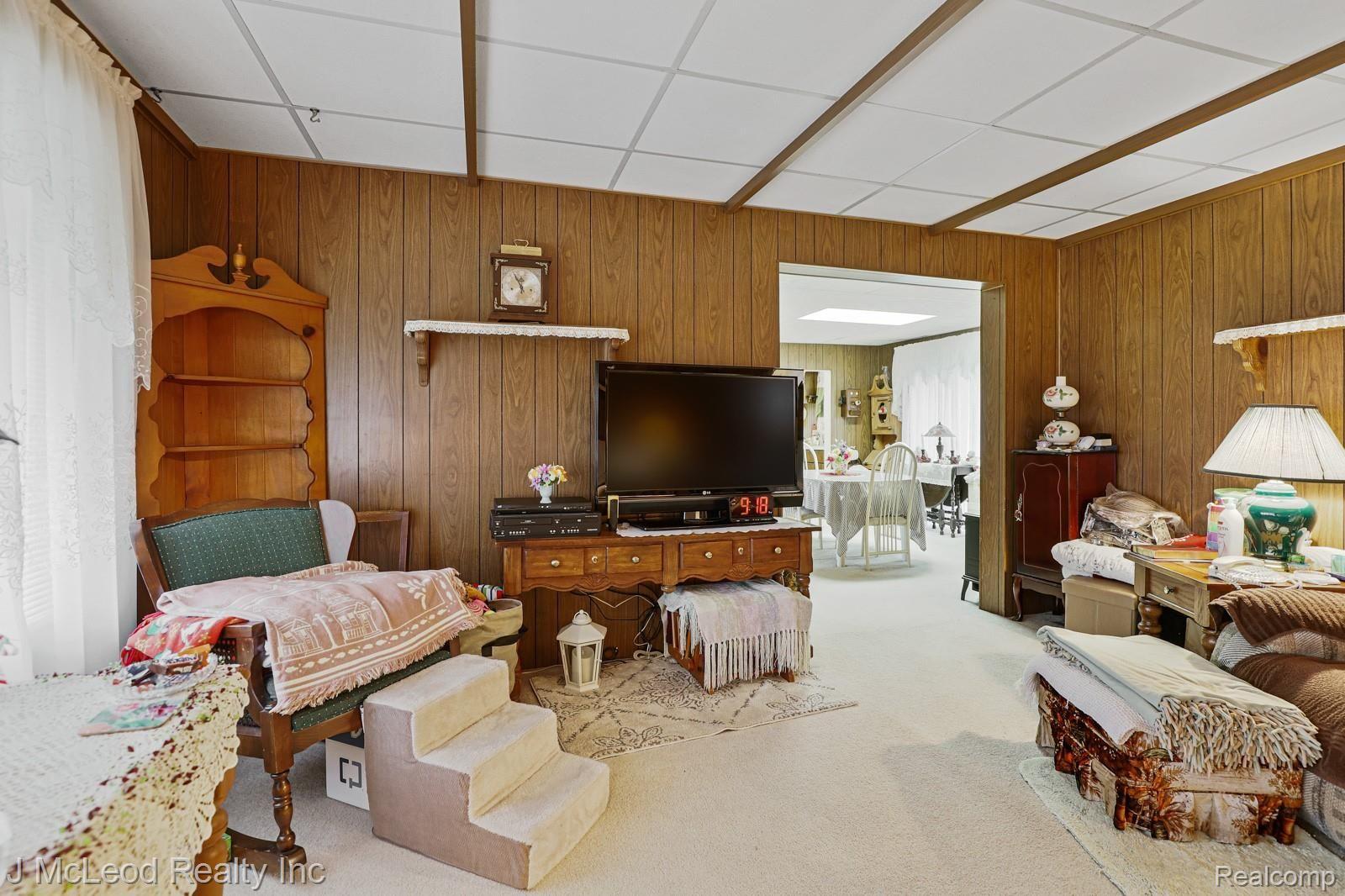 3743 Ringle Road Akron, MI 48701 - Photo 7 of 22 3643 Ringle Rd Akron-10.jpg