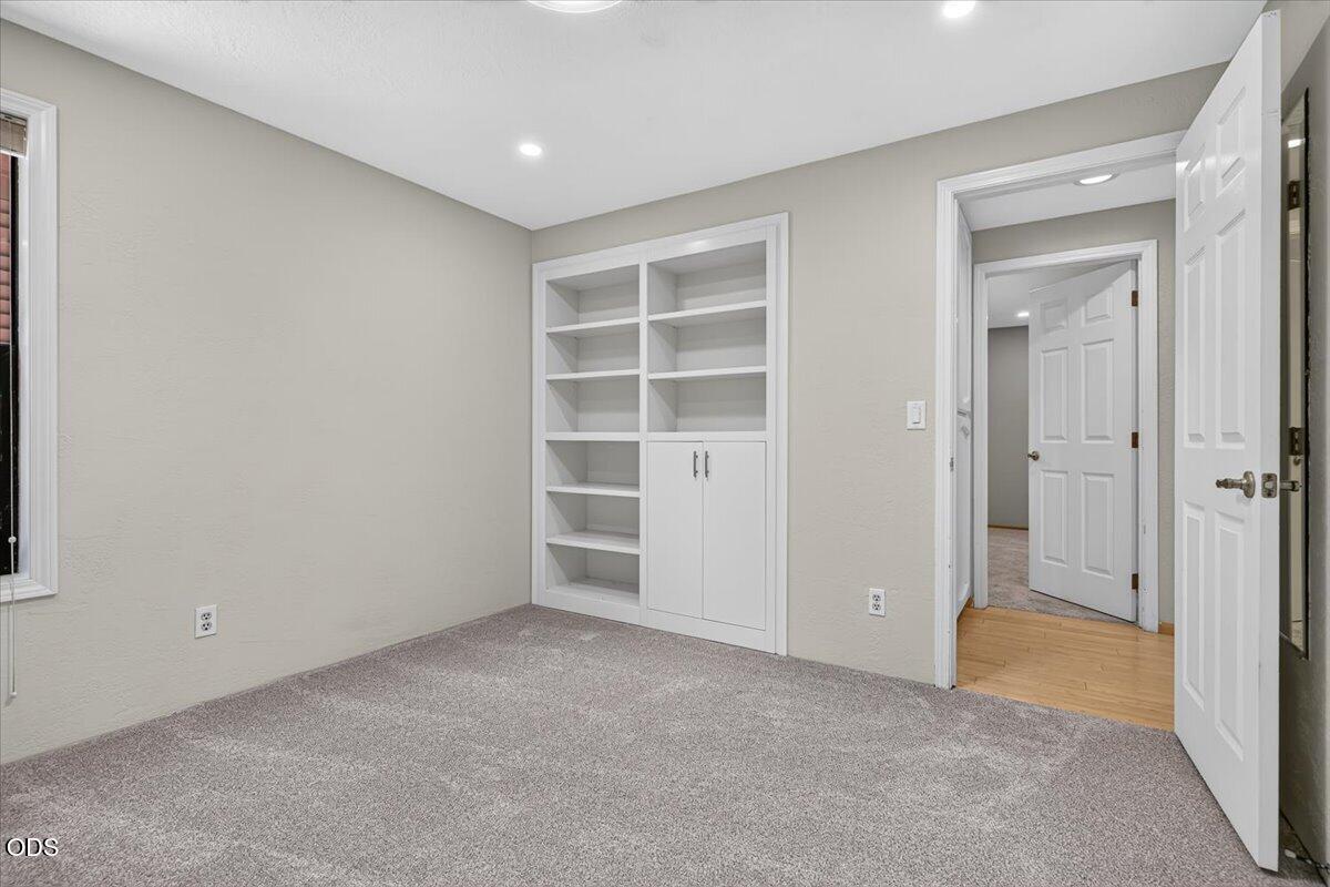 1056 Beswick Way Ashland, OR 97520 - Photo 34 of 47