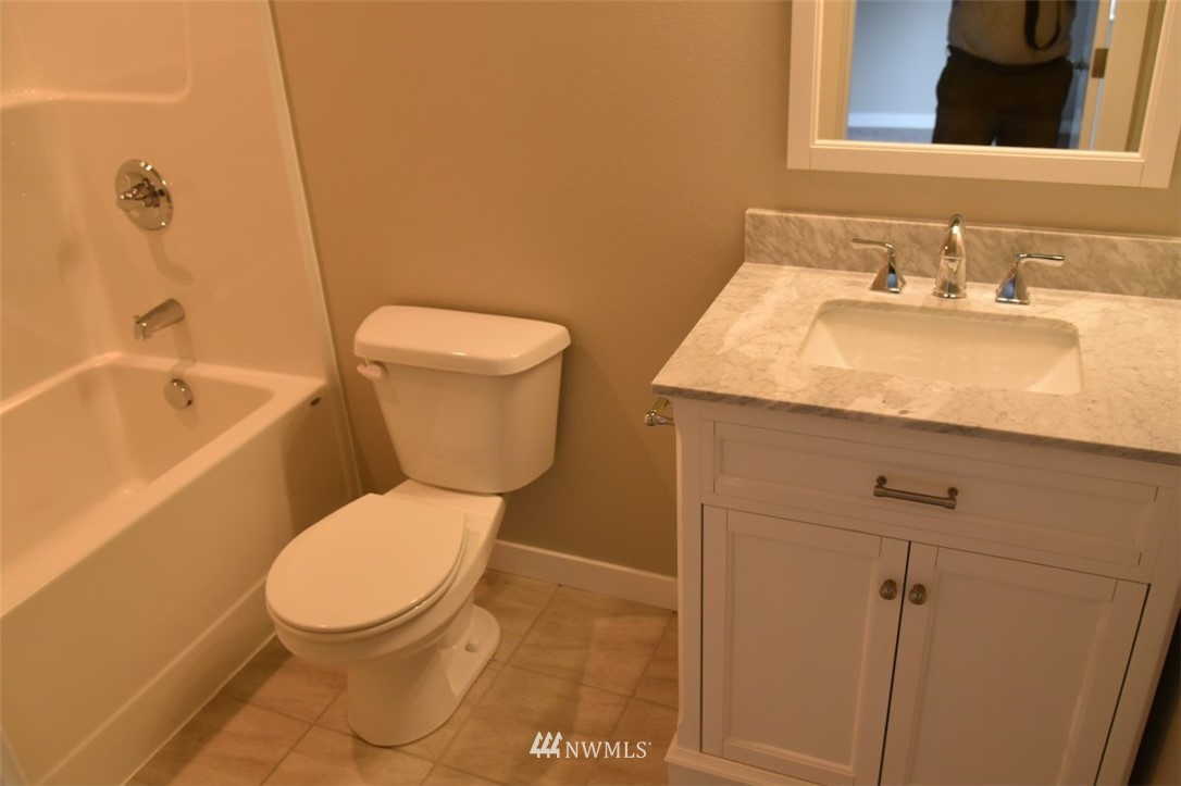 6136 Shamrock Road Maple Falls, WA 98266 - Photo 6 of 9 Gallery Image 6