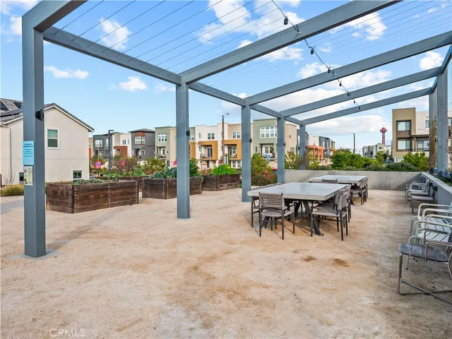 $799,999 | 27478 Boulderview Way, Valencia, CA 91381