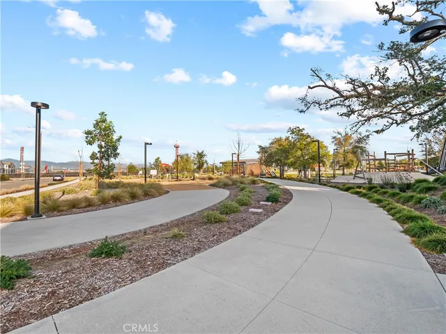 $799,999 | 27478 Boulderview Way, Valencia, CA 91381