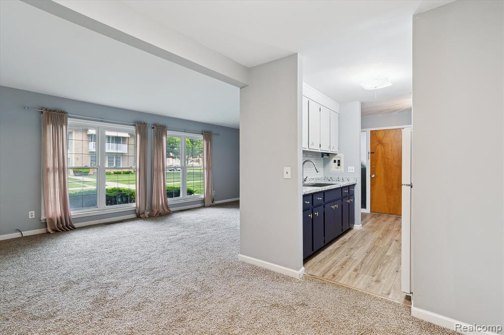 1199 South Sheldon Road, Unit K76 Plymouth, MI 48170 - Photo 10 of 29